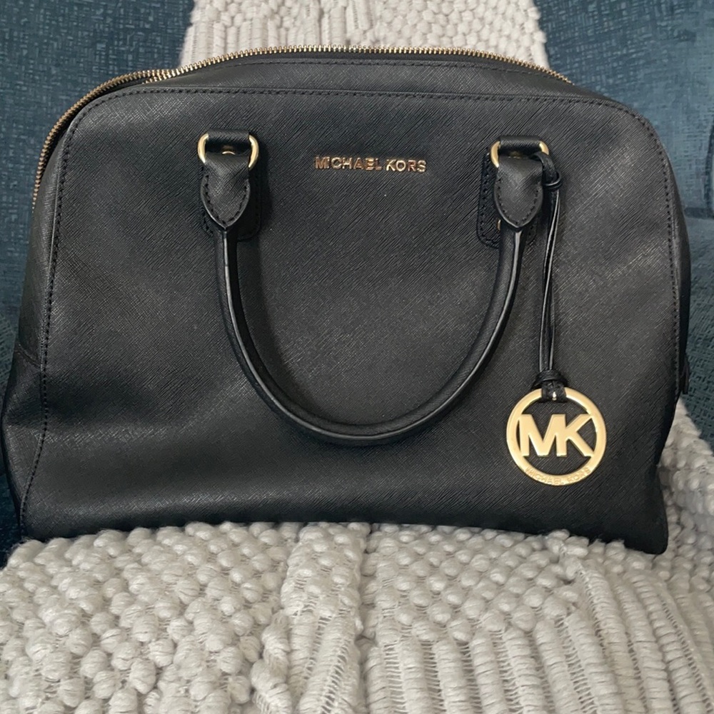 Michael Kors | Black Satchel